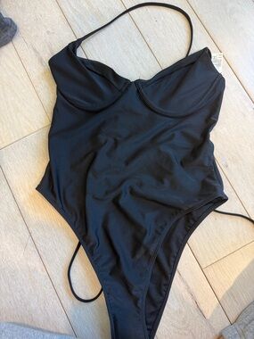 BNWT A&F swimsuit